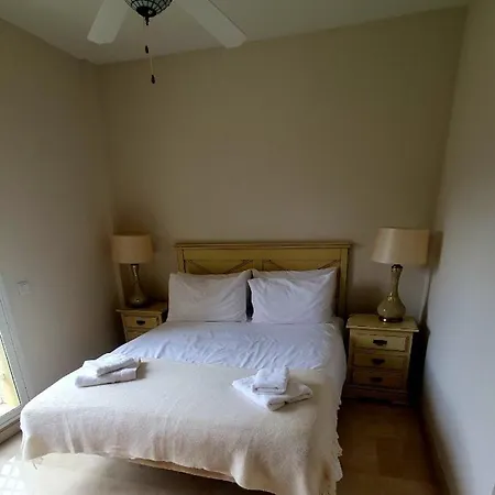 Apartamento Beachfront Spacious 4-bed Apartment, Granados
